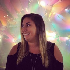 Meet your Posher, Brooke